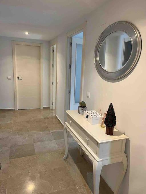 Feel The Vibe Alcaidesa Apartment